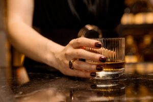 体臭を改善する女性向けサプリは学校で飲むべき？