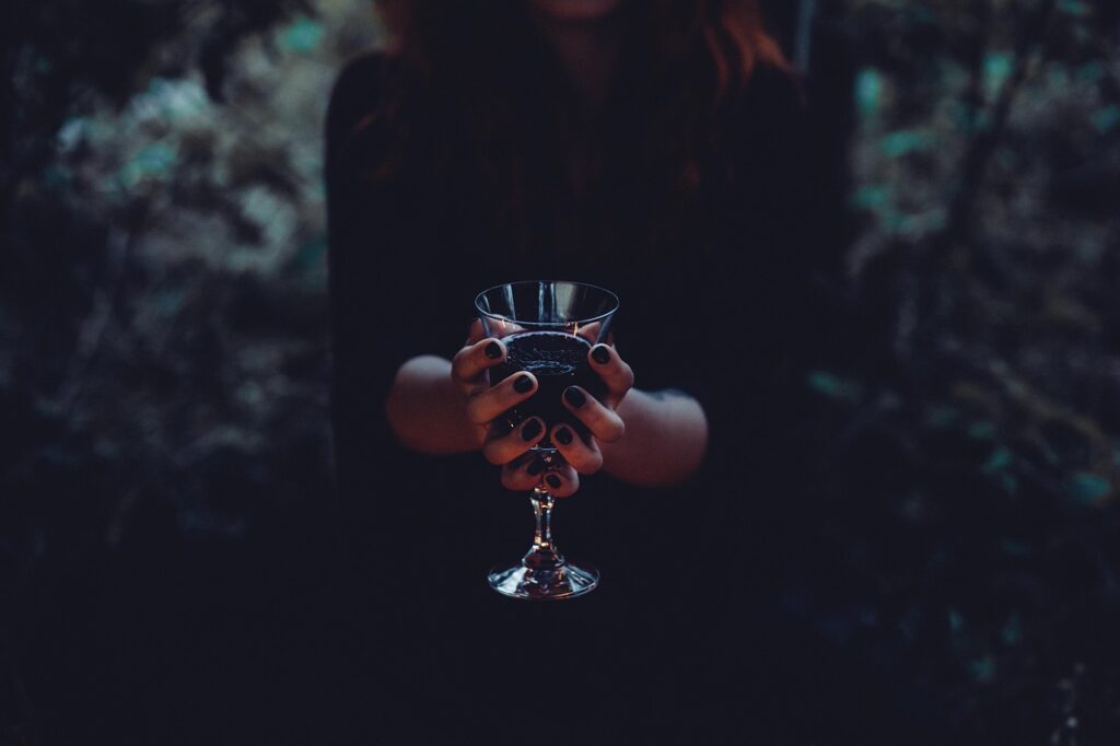 体臭を気にする女性がサプリを飲むタイミングはいつが効果的？